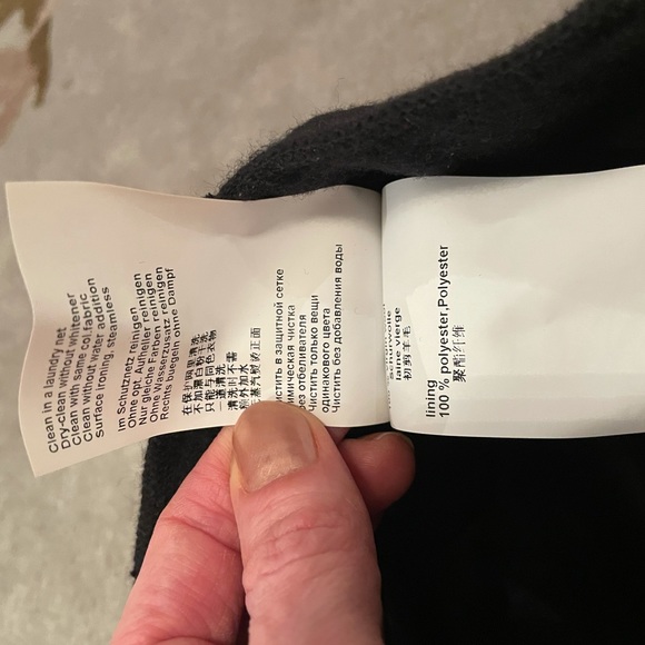 Marc Cain wool skirt - Picture 5 of 6